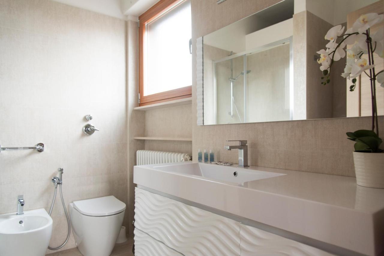 YouHosty - Inganni 74 Milan Bagian luar foto